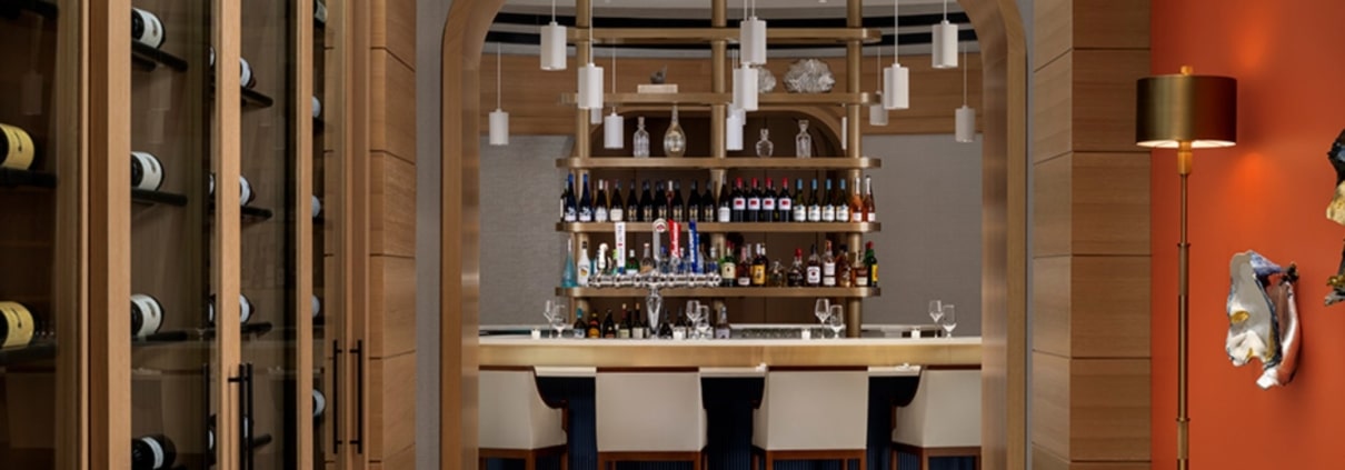 Entry into Nautilus Bar at John Knox Village